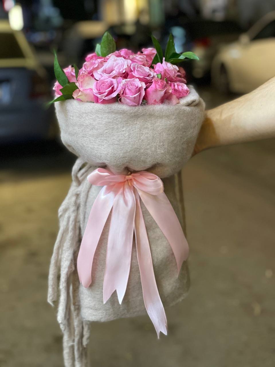 باقة جوري زهر و سكارف