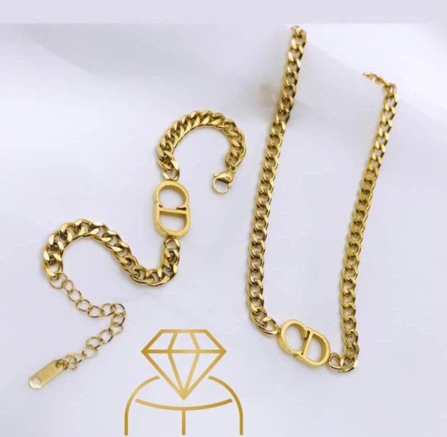 طقم طوق و بلاك