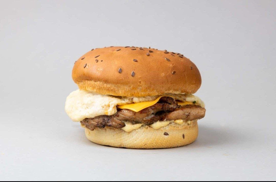 تشكن برغر أربع اجبان