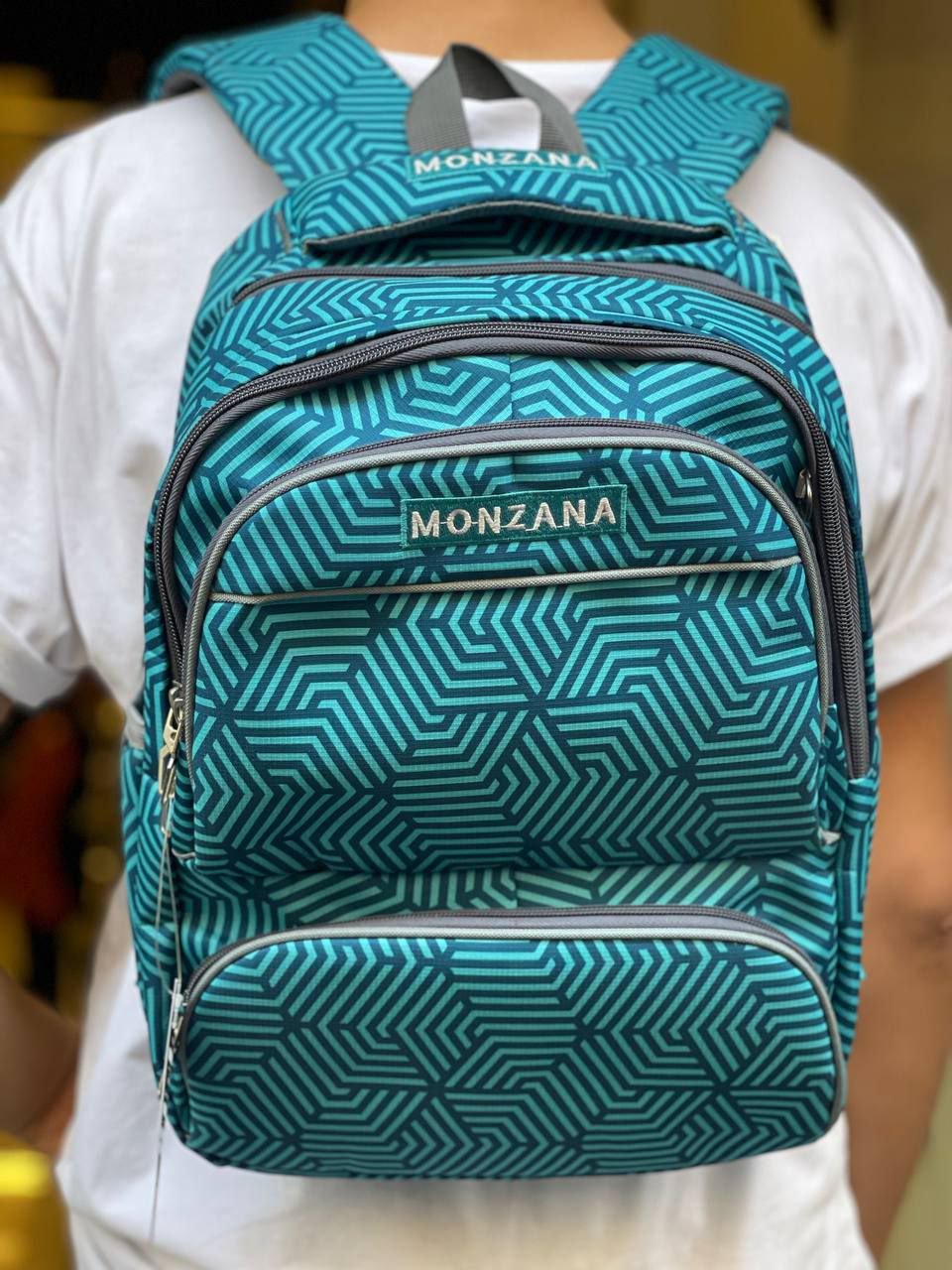 حقيبة مدرسية تقيلة مونزانا مخطط حجم صغير