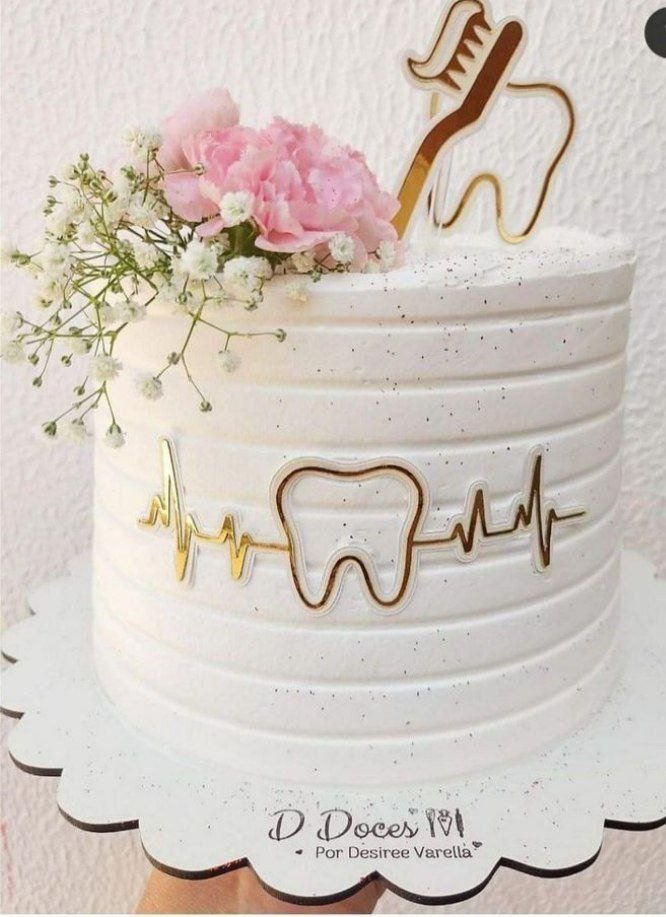 قالب كيك اسنان تخرج ل 10 اشخاص