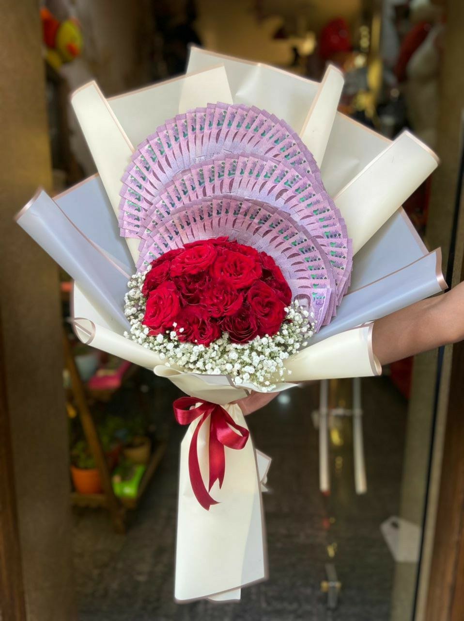 تنسيقة ورد ومصاري مع 100$ (دمشق- محافظات)