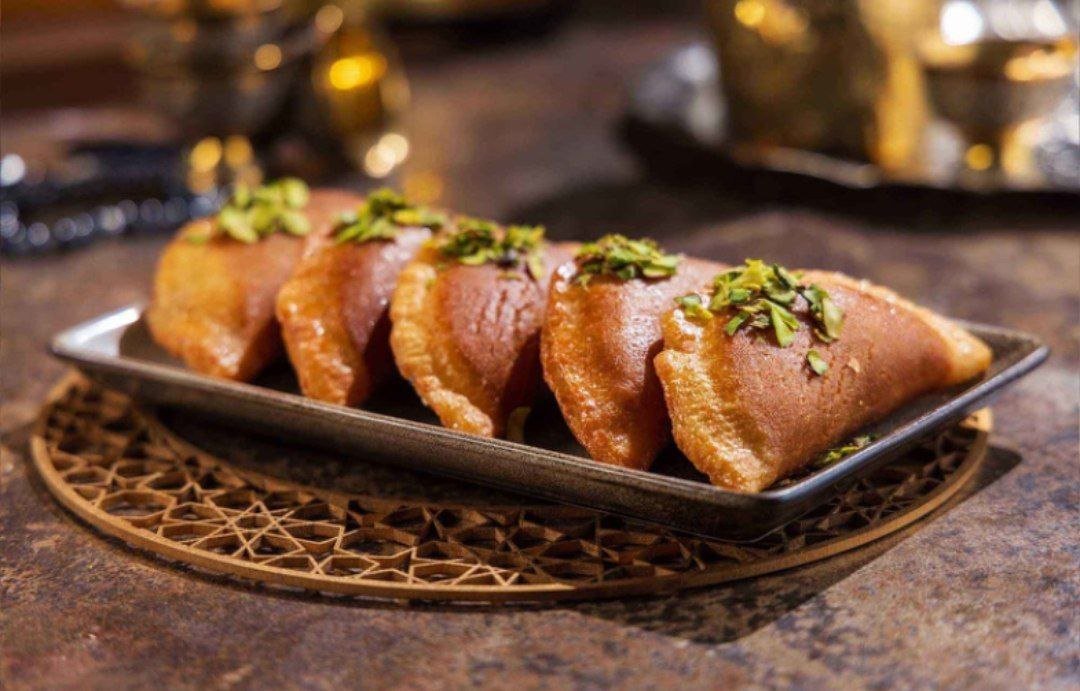 قطايف بالقشطة