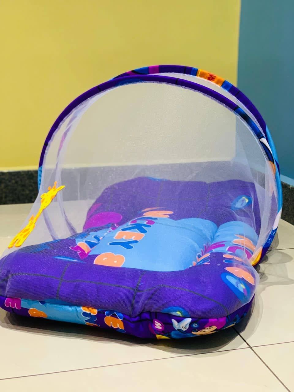 مدة أطفال ديكرون مع ناموسية