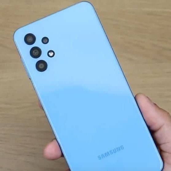 Samsung A32  ( بدون جمركة )