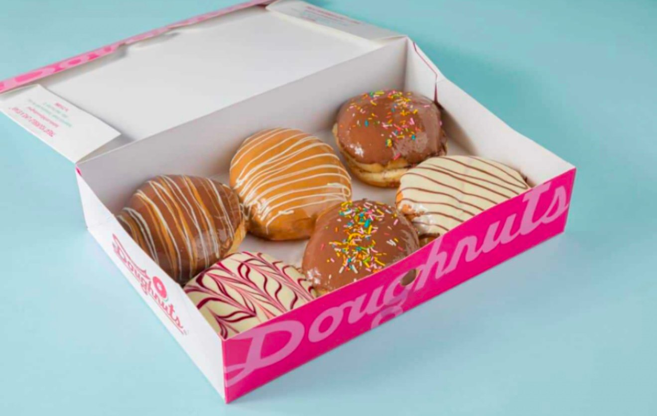 بوكس دونات محشي وسط